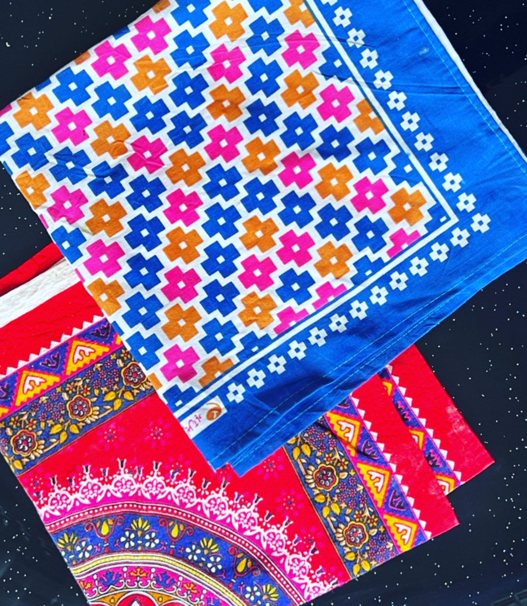 We are very excited to announce and introduce our 3rd of 4 new Revoluton Associates, Shabeena! ​

Shabeena's project is engaging and educating students, teachers and local families associated with Bury Park on Kashmiri textiles’ art.
​
revolutonarts.com/about-us/revol…