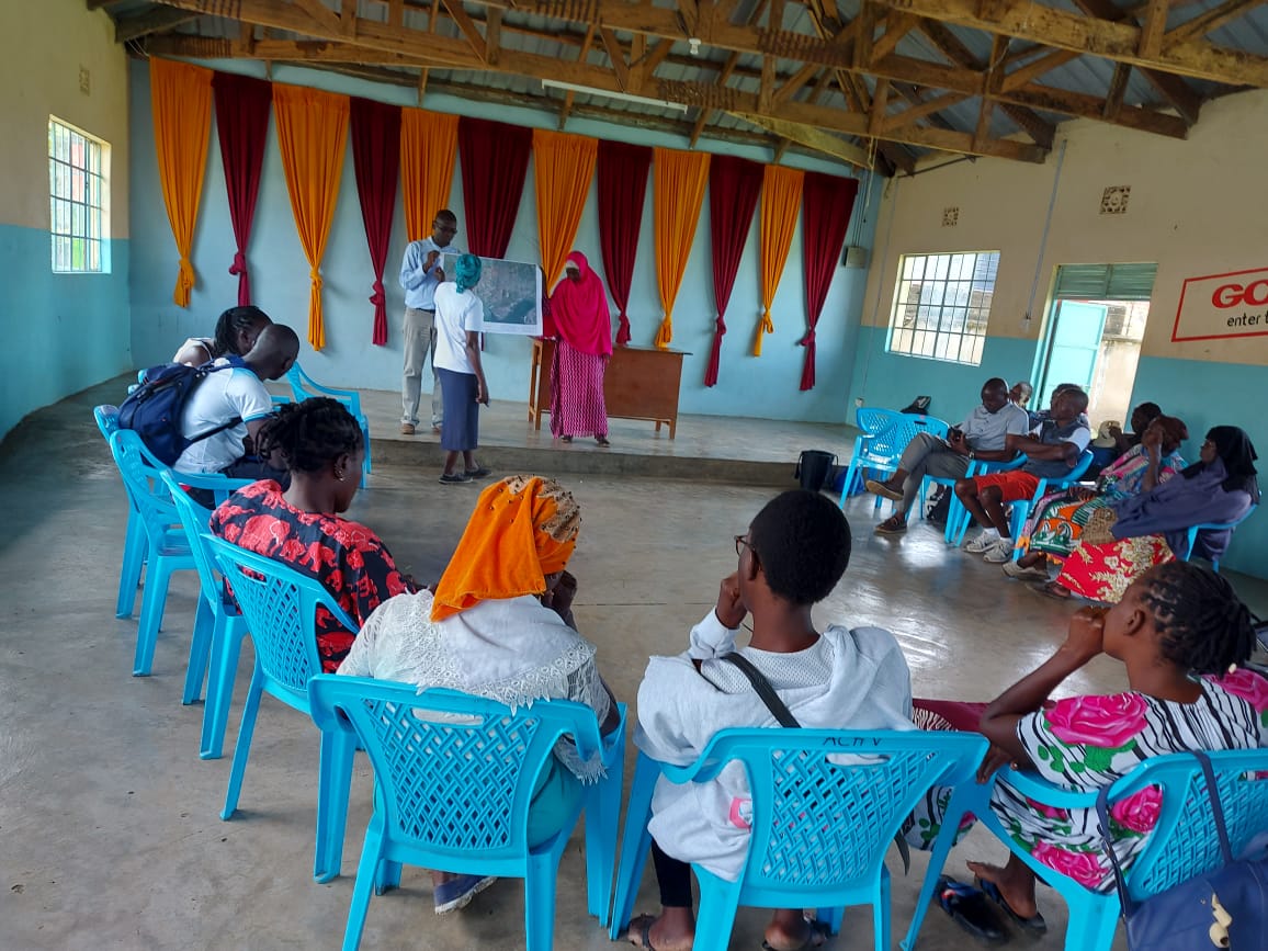 Omollojnr01's tweet image. Community sensitisation on #VulnerabilityMapping in Bandani Central Kisumu ward.
#CoProductionOfKnowladge
@Wanavijiji_sdi @WKodula @WeAreVCA @LumbaOyuko
