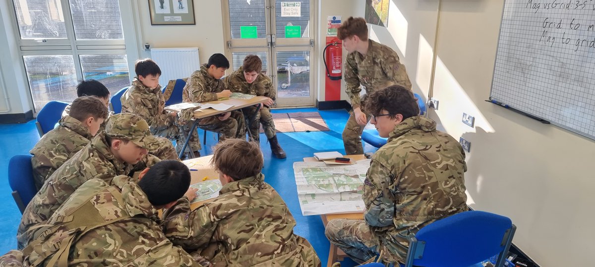 AbingdonSchCCF's tweet photo. A big thank you to all the NCOs and Staff who gave up their time to come and help teach / assist with this year's camp. Without them, the cadets wouldn't get these opportunities to develop the key skills the CCF aims to provide. https://t.co/1E7wY0WZIM