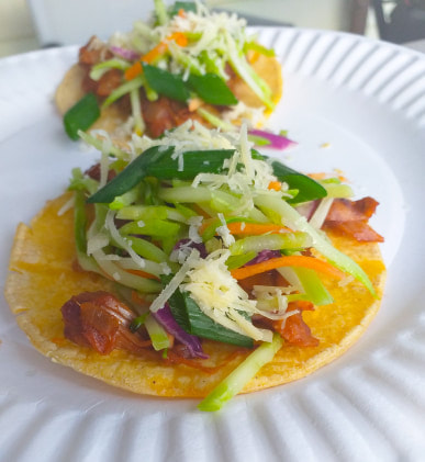 happyveg1986's tweet photo. #TacoTuesday vibes!
Cheesy Chipotle Potato Tacos
https://t.co/FBc6TFkoau
BBQ Jackfruit Tacos with Broccoli Slaw
https://t.co/SvhEzZ404N
Refried Black Bean Tacos
https://t.co/sQevEmFXQh
#vegetarian #tacos #timefortacos #tacostacostacos #potatoes #jackfruit #beans #goodeats https://t.co/p49sf8i2bA
