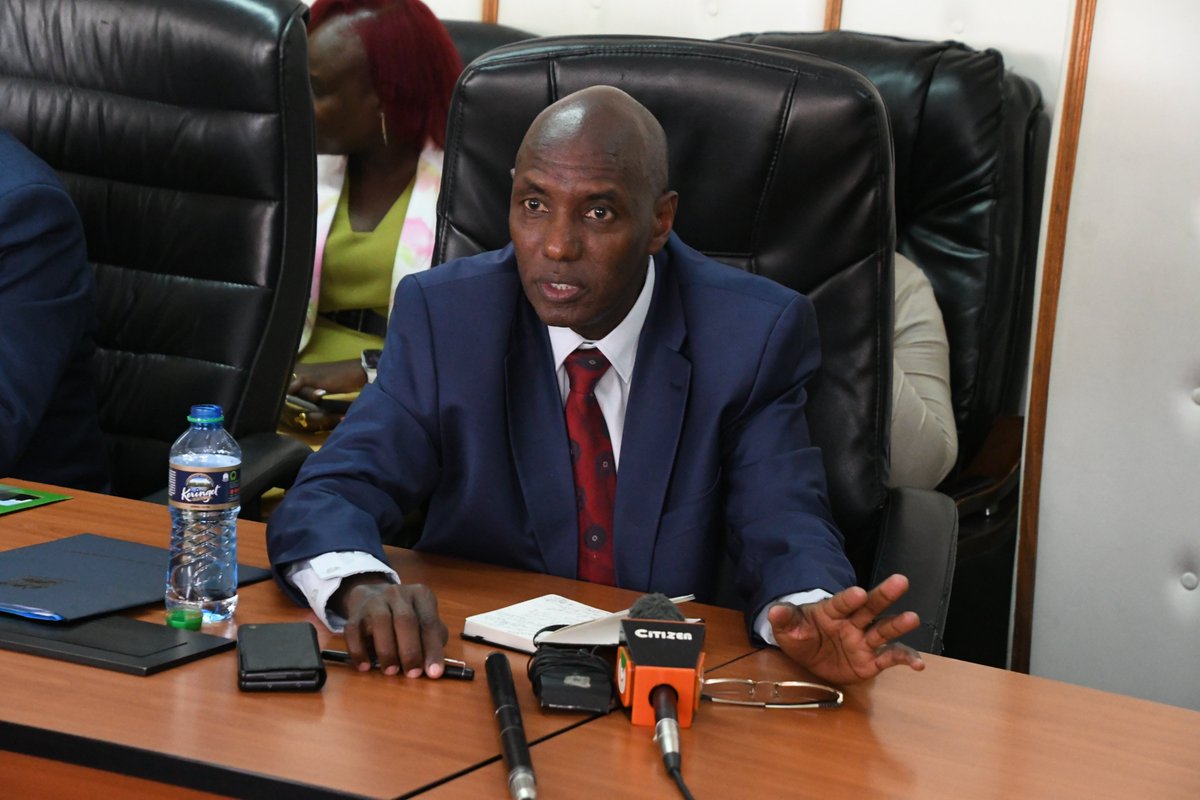 Trade_Kenya's tweet photo. The Cooperation Agreement was signed by PS @AlfredKOmbudo on behalf of GoK and Amena Arif the IFC Country Manager for Kenya. It was witnessed by PS Crop Development Philip Harsama, PS @CabinetAffairsK Julius Korir and @StateHouseKenya Senior Advisor Dr. Augustine Cheruiyot. 5/5 https://t.co/IzkQgvur8g