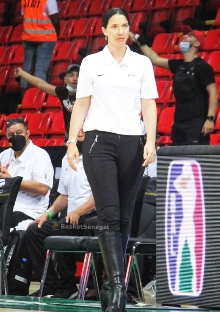 DNyeko's tweet image. I celebrate the first woman to coach a men's national team & a club at @TheBAL Coach Liz Mills! @Coach_LizMills is a trailblazer & role model
Nothing great is achieved without tremendous leadership."A great coach not only inspires but supports & encourages others to get results"