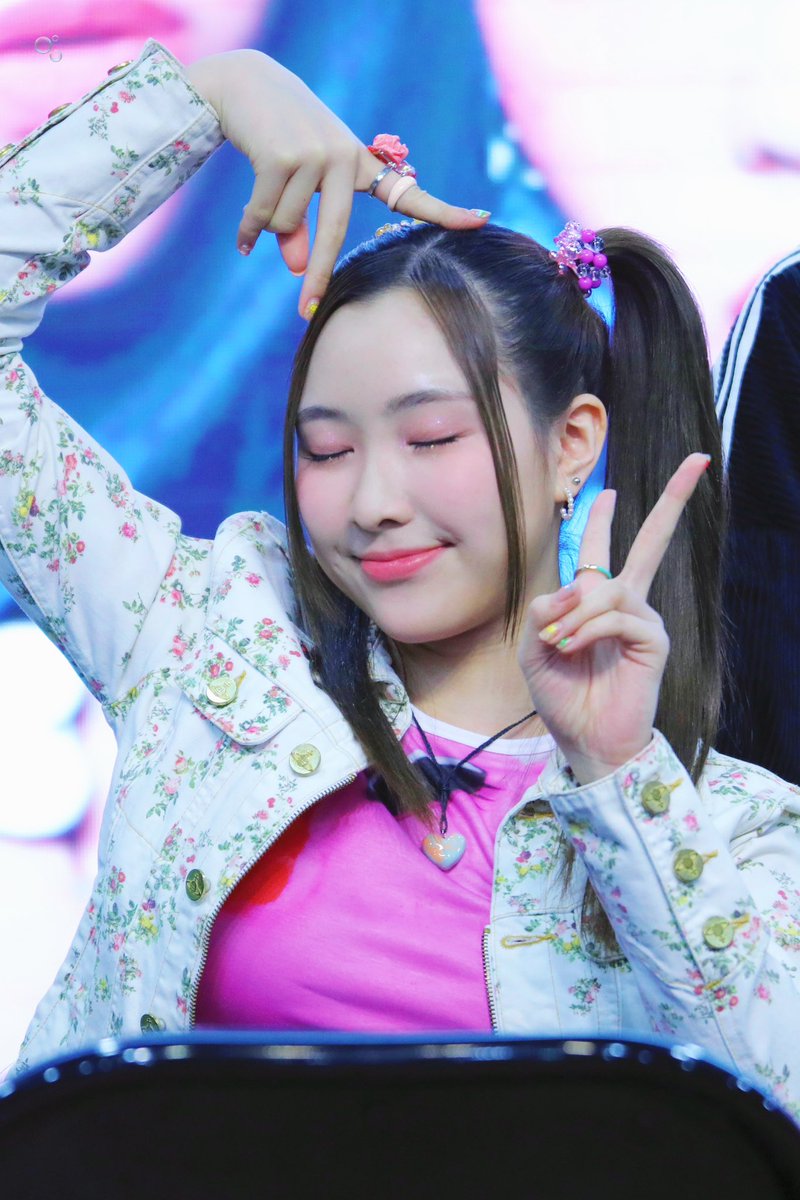 BUBBLE_XG's tweet image. 230318

#XG #엑스지 #마야 #MAYA