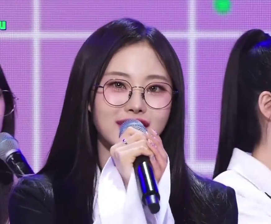 SHEON BILLLIE 션 pics tweet media