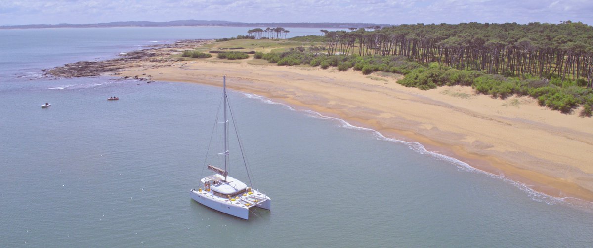 [EXHIBICION] «Asfixiados», la ópera prima de Luciano Podcaminsky con Luciano Sbaraglia, Julieta Díaz, Zoe Hochbaum y Marco Antonio Caponi, desde el jueves 6 también se exhibe en el cine Gaumont.
gpsaudiovisual.com/2023/04/04/asf… a través de <a href="/gpsaudiovisual/">GPS Audiovisual</a>