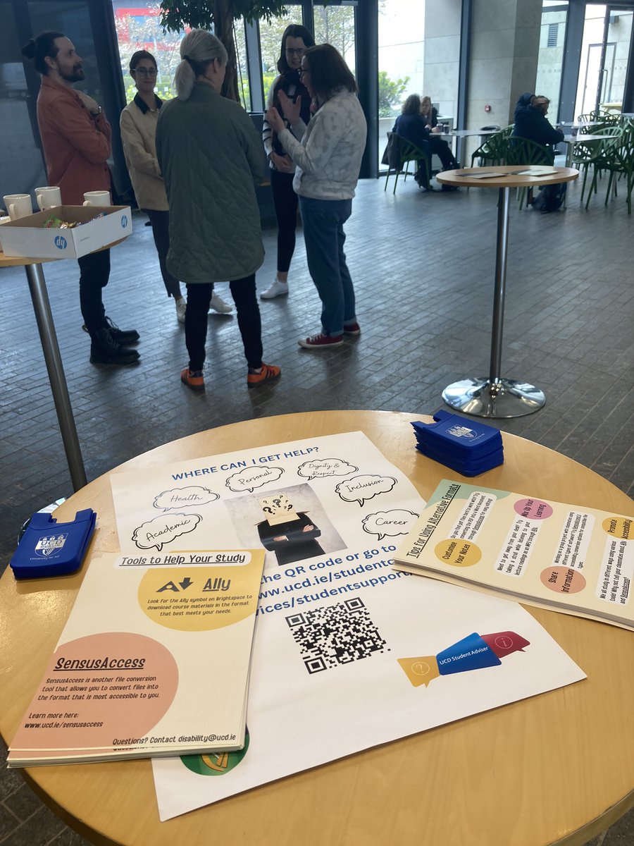 Emily Smith tweet media