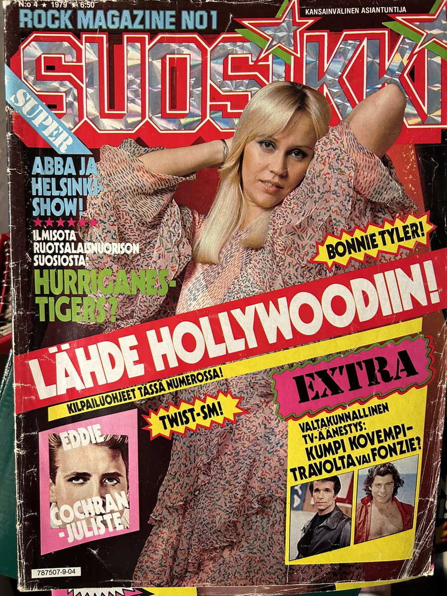 EtusivunJuttu's tweet image. Suosikki 4/1979

44 vuotta sitten, kun Suomikaan ei ollut vielä #NATO -jäsen, aktivoitiin nuorisoa  vastakkainasetteluilla kuten #Hurriganes vs.Tigers ja #JohnTravolta vs. Fonzie.
Agnethan ei tietty tarvinnut paljoa kansimilleistä kisata. #abba #voulezvous #Grease #happydays