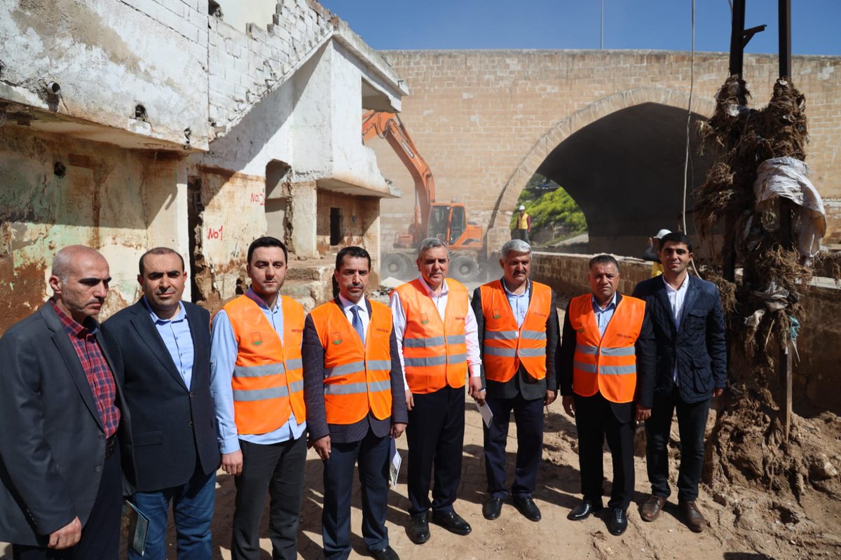 zabeyazgul's tweet photo. Karakoyunlu Mahallemizde kentsel dönüşüm çalışmalarımız devam ediyor.

Büyüklerimizin duası ve hemşehrilerimizin bize olan güveniyle bu projemizin de altından kalkacağız inşallah. https://t.co/v9g5mJHhg6