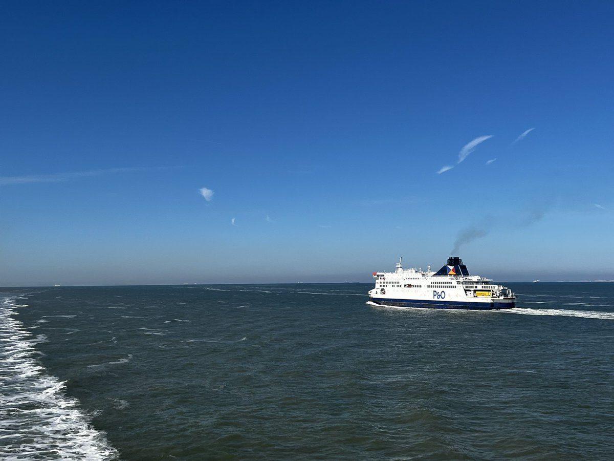 StreathamGirl's tweet photo. Beautiful and smooth crossing this morning @POferries https://t.co/0WLPKqw3XK