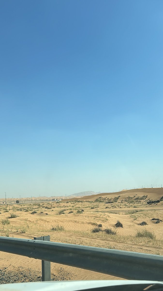 uae3f's tweet photo. ما اشد يوم فيه فراقك
ياروح روحي عند غاليك 

غيرت عنا سير مجراك
واعتضت فينا لي يسليك 

ما عرف مني شوالذي ياك
لا حيدني دست الخطا فيك 

ابعدت في شوحك وممشاك
خليت خلك لي يوديك 

معنا حشيم وزين معناك
وخلاف ظيعت الرجا فيك 

شطيت بي واشقيت مظناك
مسموح جان الهجر يرضيك 

💔! https://t.co/Sz6wABvZlw