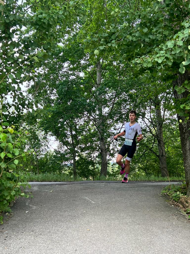 AberfeldyTri's tweet photo. Finally! It's time for the run - here's some more photos from the run leg last year.
#Running #MiddleDistanceTri #Aberfeldy https://t.co/wH1xIOEqB1