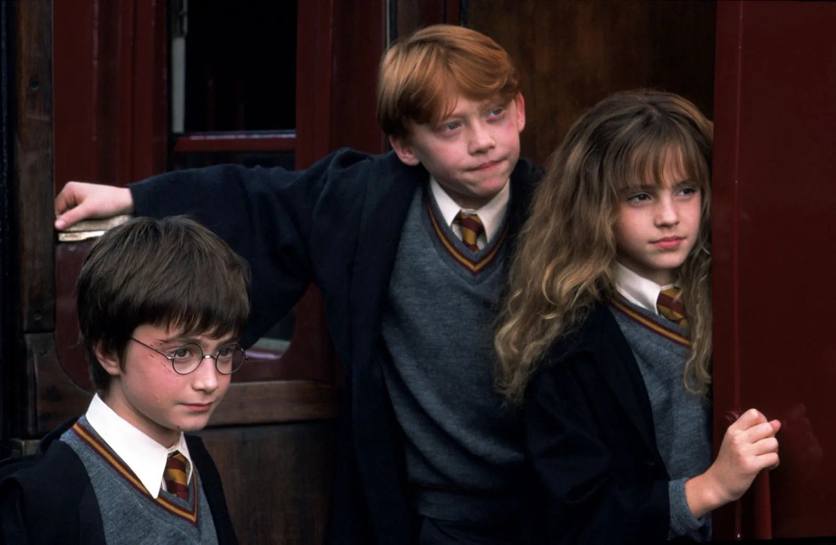 A ‘HARRY POTTER’ reboot series is in the works at HBO.

Each season of the series would be based on one of the 7 books.

#HarryPotter #harryPotterHBO