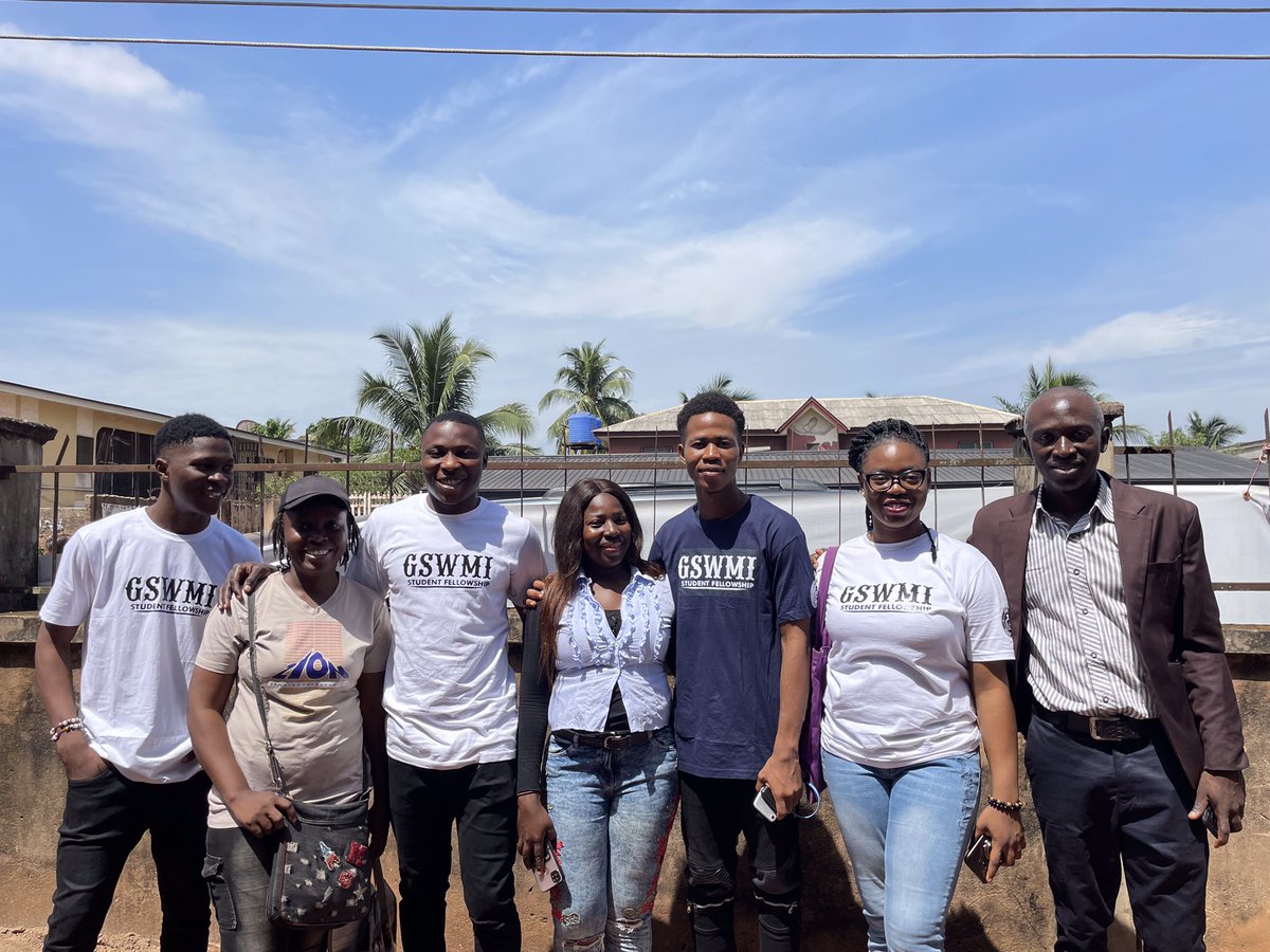 GswmiSF's tweet photo. #GSWMISF in UNIBEN!
#TheEMERGENCE was a success!
Lives changed and destinies set on course.
If you want an online community where you can fellowship and grow in the knowledge of God as students.
Please join: https://t.co/jSGw9kjoPx
See you inside! https://t.co/2iU7SJNR5L