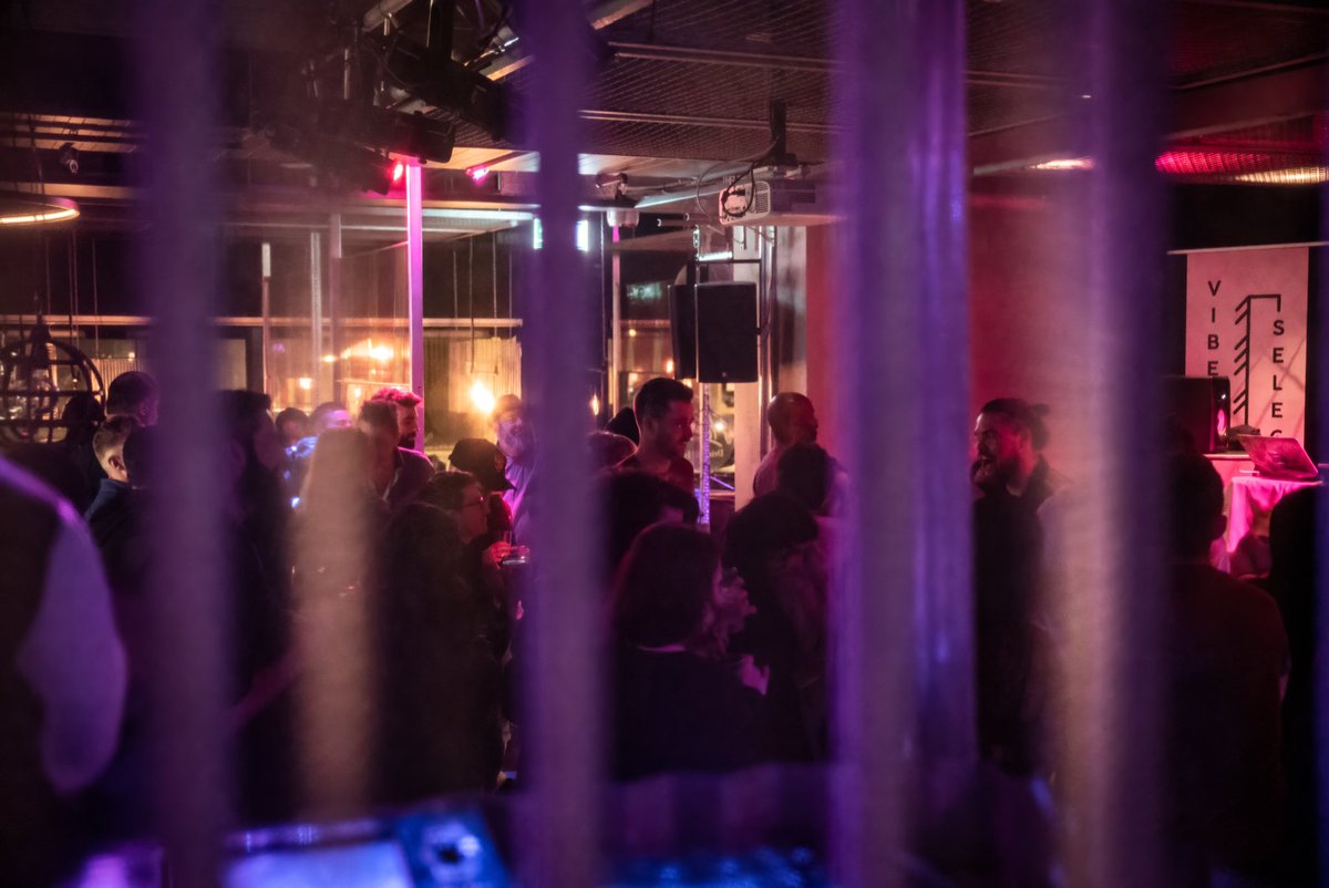 VIBESelect's tweet photo. “Thank U everyone who came out 2 party in Stockholm last night - was so much fun. Big thank u 2 @VIBESelect &amp; Hilma 4 having me and gr8 2 meet T-Bird 2. Had 2 represent 4 Fredrik Red Astaire Lager… until next time!” #djmrthing #45s #hiphop #funk #soul #vibeselect #stockholm https://t.co/yHAyjjmpYb