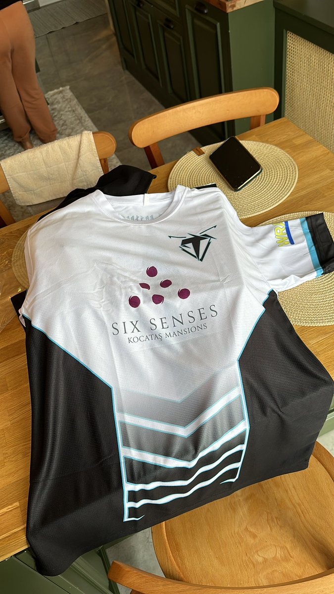 Ayy ne güzel hediyeler bunlar🥰🥰 çok teşekkür ederim <a href="/thunderboltsgg/">Thunderbolts Gaming</a> <a href="/DrakhanXL/">Huseyin Can Yıldırım / DRAKHAN</a> <a href="/BegumDicle/">dicle begüm yildirim</a>