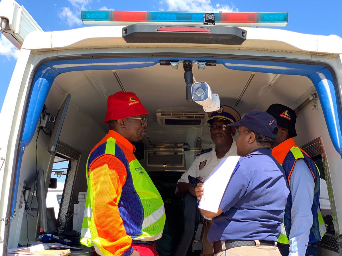 PublicSafetyMMC's tweet photo. The launch of Operation #LungisaIndabaZakho is currently underway in Woodmead. We are conducting a major roadblock checking licenses, discs, and checking for traffic fines. If you are traveling this Easter weekend make sure you #LungisaIndabaZakho #ManjeNamhlanje. https://t.co/8g9R3Lcl3W