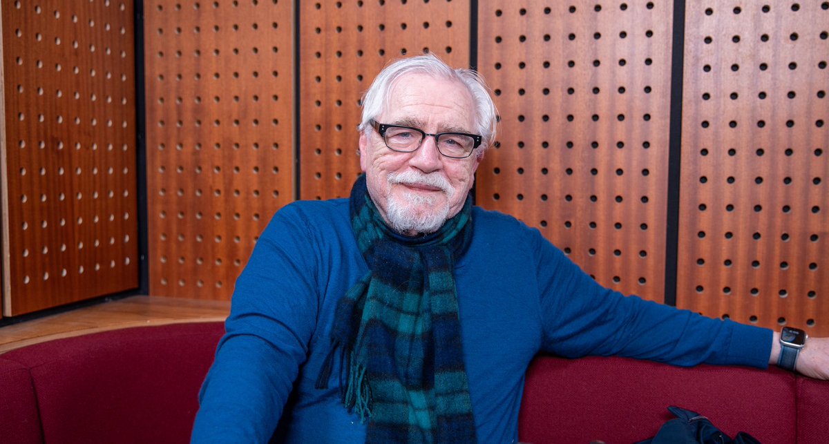 spiritlandprod's tweet image. What a pleasure to have the brilliant Brian Cox in our @spiritland King’s Cross Studio chatting everything @succession &amp;amp; much more to @jonsnowC4 for the latest episode of #Snowcast .

Subscribe to Snowcast now, wherever you get your podcasts. 

#succession #jonsnow #briancox