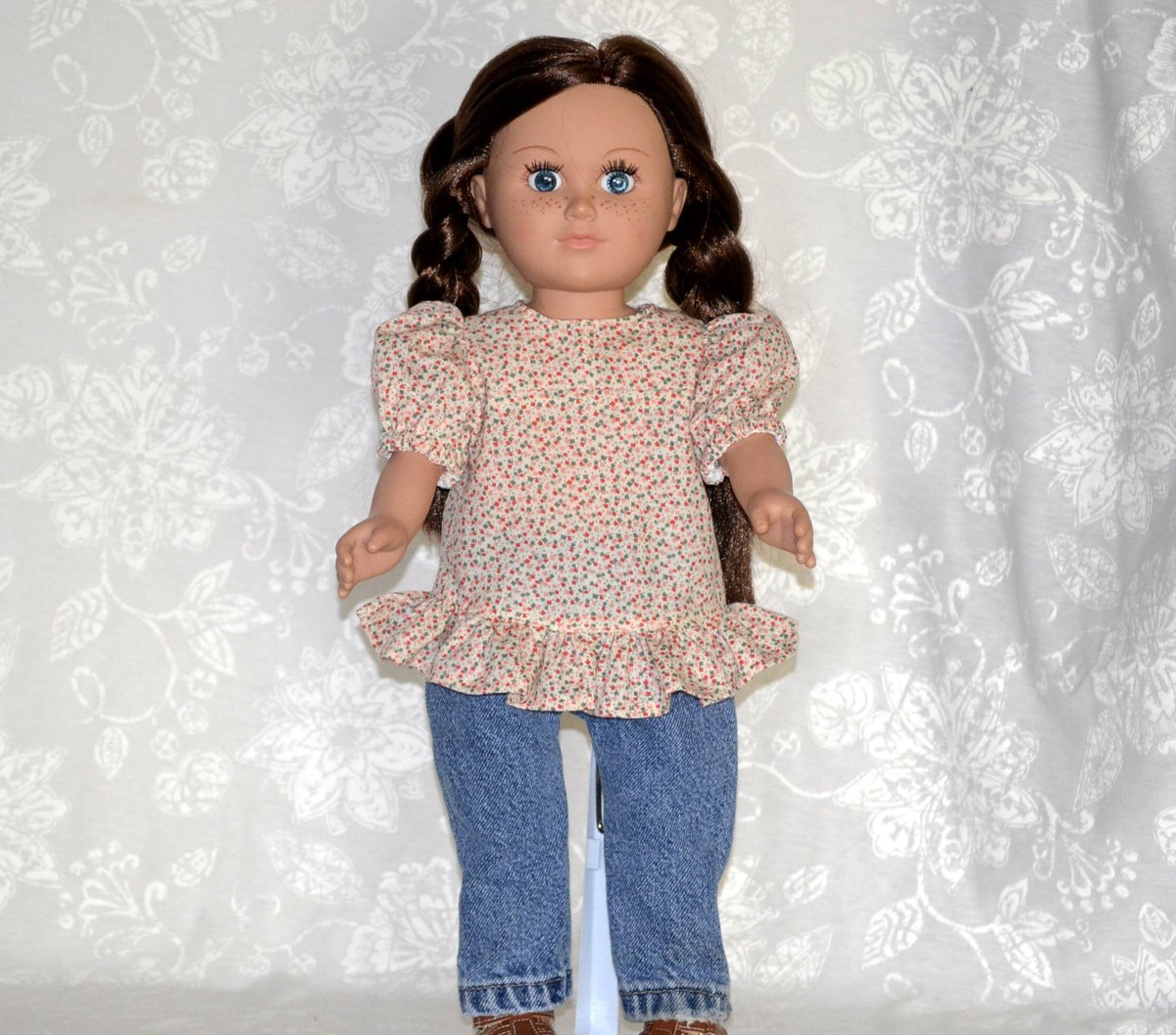 Excited to share the latest addition to my #etsy shop: 18 inch Doll Clothes for American Jean outfit Modern shirt blouse etsy.me/3GbP65a #blue #orange #18inchdoll #americangirl #agdoll #completewithshoes #madamealexander #modernclothes #bluejeans