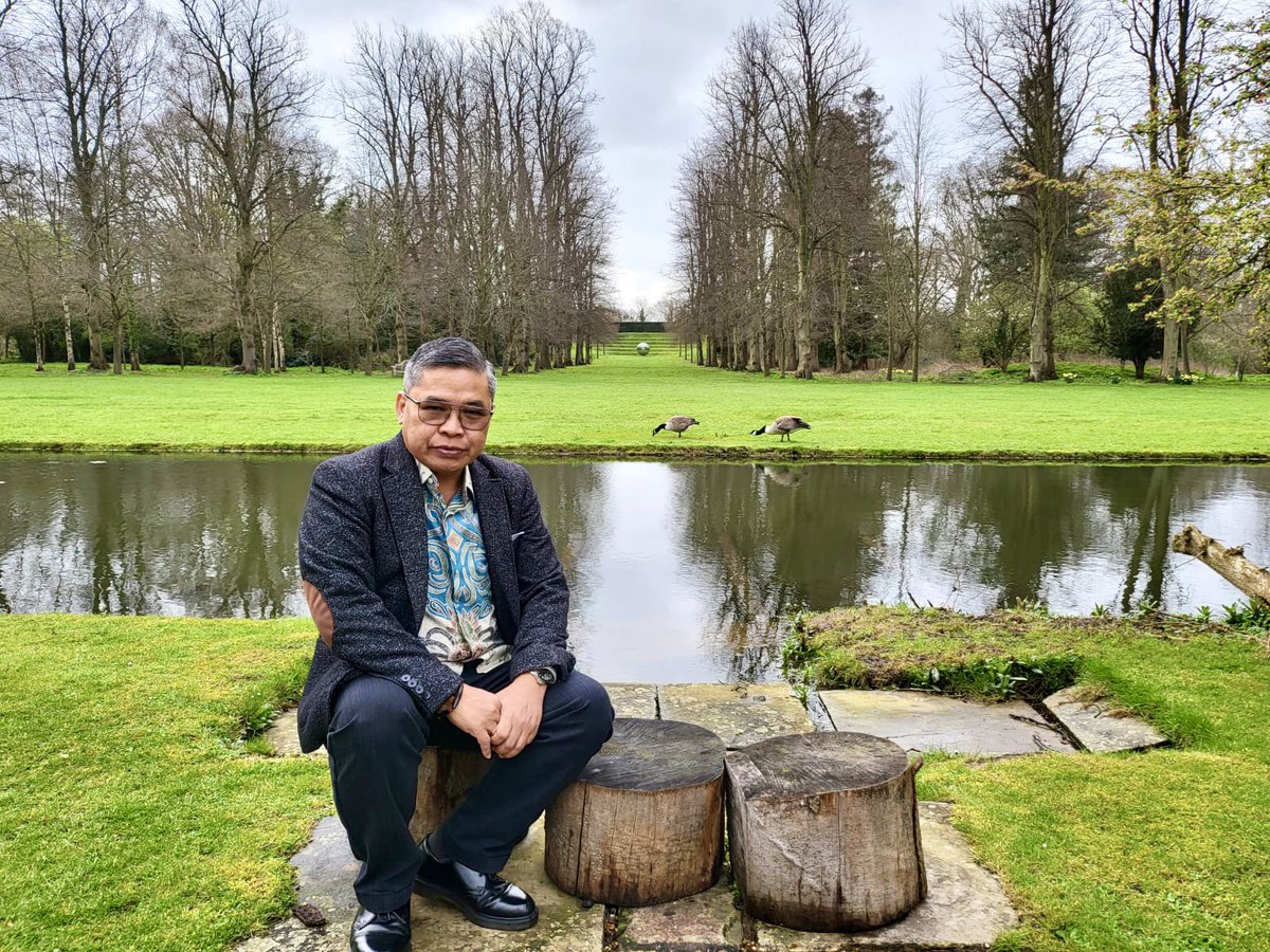 a_dohong's tweet image. Alam (Nature), Manusia (Man) &amp;amp; Satwa (Wildlife) living in harmony together, we are living in one planet earth. Lord grants planet earth for Thy those creatures, no one is given privilege upon the others, no one is important than the others.