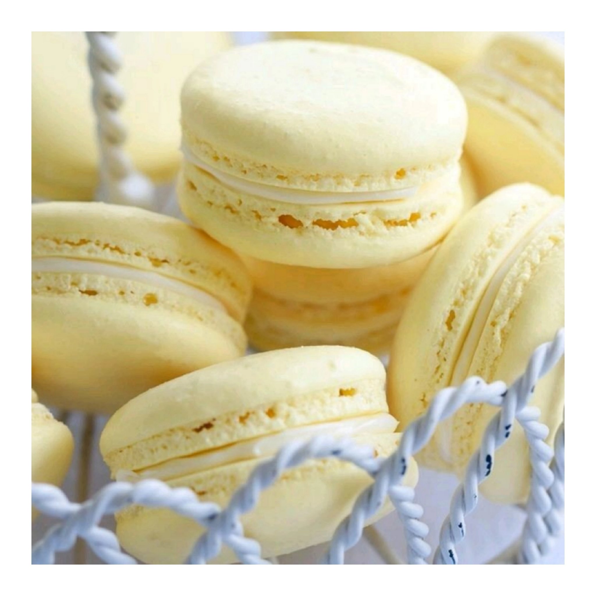 Almond французские макаруны