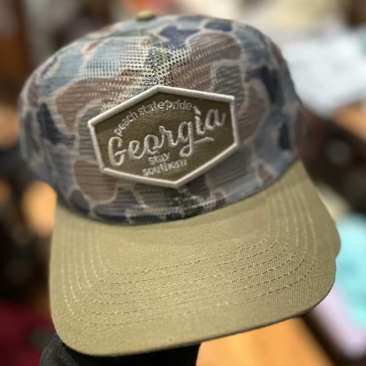 pringlemerc's tweet image. New @PeachStatePride all mesh camo hat! This hat is 🔥 and available at @GQGifts #ShopWACOfirst #PeachStatePride #Sandersville #Georgia