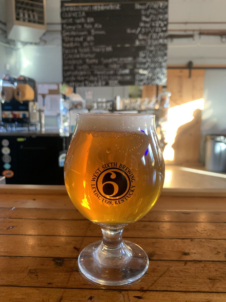 BluegrassBTP's tweet photo. Hey @abinbev ya done messed up …….locally owned, locally brewed, with character and respect for their customers #DrinkLocalBeer #DrinkGoodBeer #BoycottAnheuserBusch every beer here is brewed within 50 miles of my rural home…..find and support local breweries https://t.co/UVdU95n2yZ