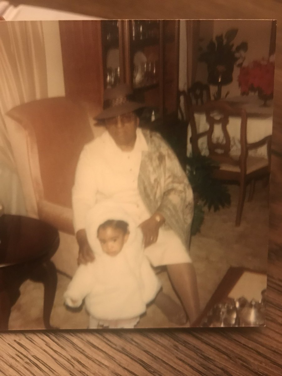 Angie Thomas tweet media