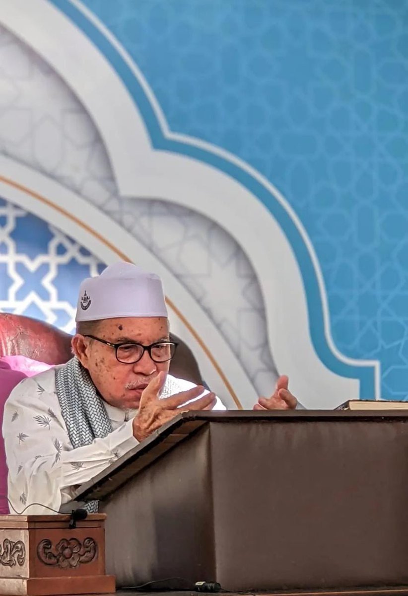 الاستقامة خير من ألف كرامة

Istiqamah lebih baik dari seribu karamah