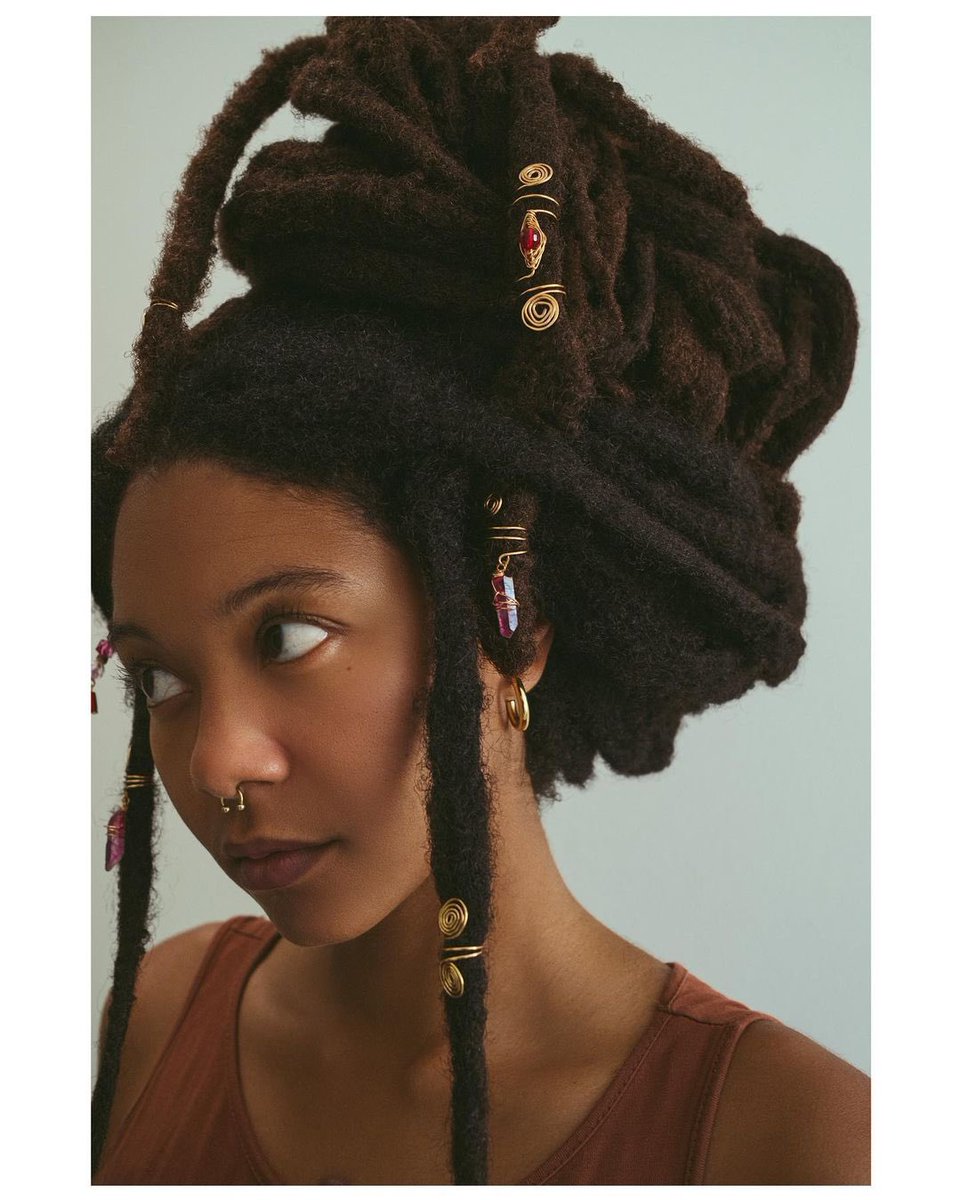 18_locs's tweet image. Happy Texture Tuesday @blxckdreadshots 🤩🤩🤩
•
📸: @blxckdreadshots 👸(follow)
•
#locstyles #loccommunity #locjourney  #loclife #locgoddess #locgoals #locgang #blackgirlswithlocs #locs_18texturetuesday #locs_18 #locs_18_pic