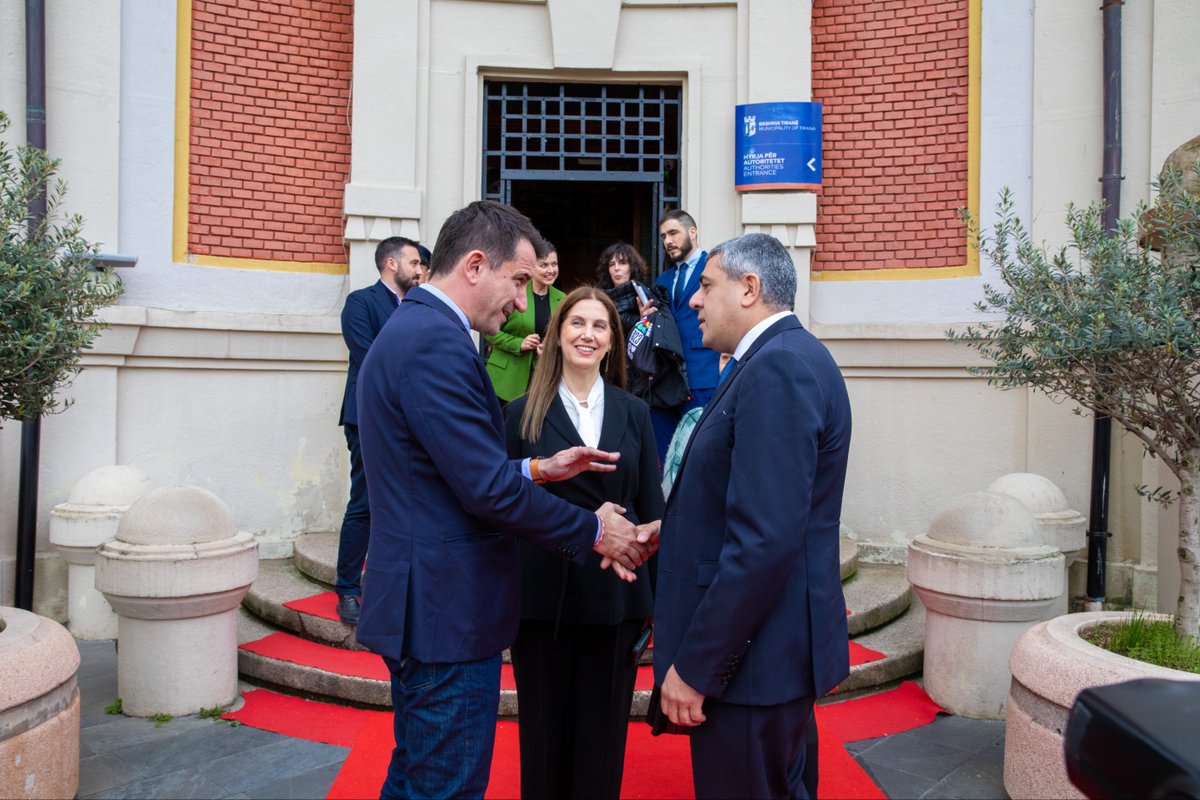UNWTO's tweet photo. Jobs, education and investments.

UNWTO visits Albania 🇦🇱 and witnesses the Government embracing tourism as and economic and development driver to offer a brighter future for people in both cities and rural areas.

🔗https://t.co/mjE2xtq2Vy @MirelaKumbaro https://t.co/Uv362OWOBV