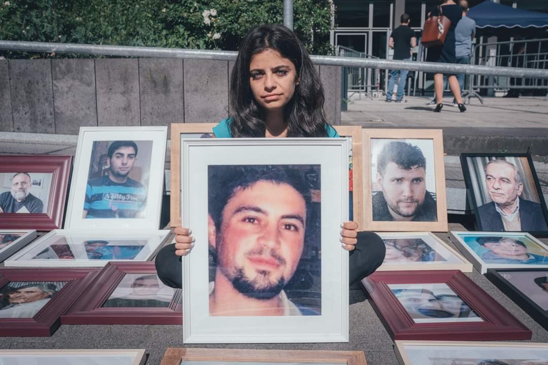WafaMustafa9's tweet photo. Today is supposed to be Ayham Ghazoul's 36th birthday. 
Ayham was arrested by #Assad's regime November 5th 2012. 
His mom Mariam Hallak recognized him among Caesar photos years later. 
I knew Ayham from Damascus. He was kind, smiling &amp; dedicated man who wanted a better #Syria.. https://t.co/09U2YX6BYv