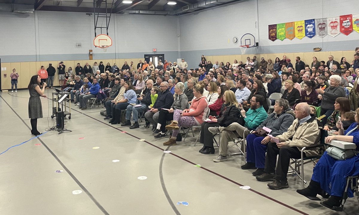 NSES_RI's tweet photo. Did you know March is Music In Our Schools Month? Our @NSES_RI chorus, directed by @KerriLGreco, delivered a beautiful performance for our students and families. 🎤🎵@Jen_Daigneault @RachSal44 https://t.co/7GVgrzdkct