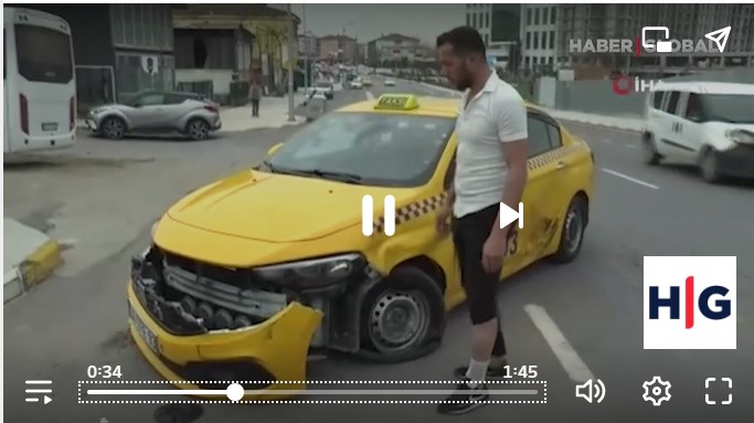 PendikOlay's tweet photo. Pendik Kurtköy'de bir otomobil sürücüsü, trafikte tartıştığı taksi şoförünü ezmek için aracını ��zerine sürdü. Taksi ile otomobil arasında kalan taksici ise ezilmekten kıl payı kurtuldu. 

#Pendik #Taksi #Kurtköy #Trafik #Kaza https://t.co/97PoLlMoUs
