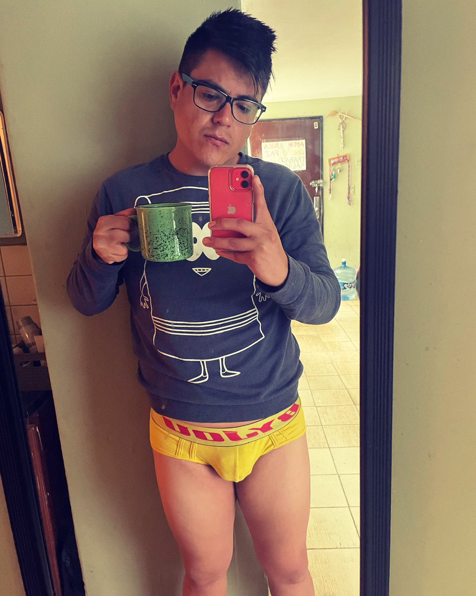UntalHarryCheer's tweet photo. Buen día @RegiolandiaMTY #Gdlgay #gdl 
Ya desayunaron? https://t.co/eojInR2QHy