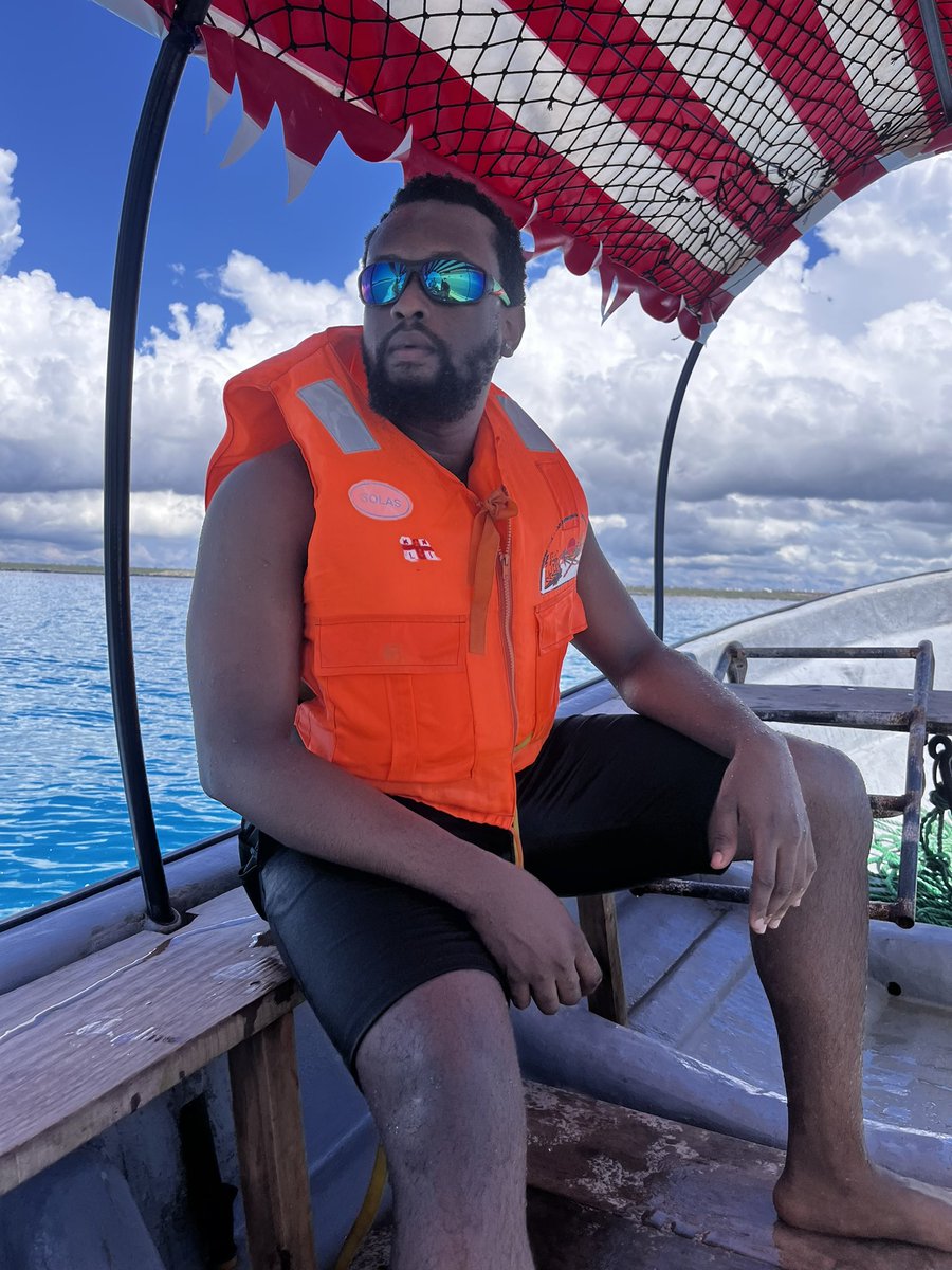 KennethAdeshina's tweet photo. VACATION MODE 🏊‍♂️ 🏝️ 📵 https://t.co/HDPfJAXIrn