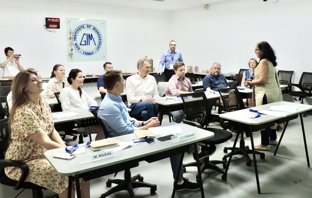 GIM_Sanquelim's tweet photo. #GIM hosted a group of Executive #MBA students from Warsaw University for the ‘Doing #business in #India’ CIP, as a part of #International #Exchange activities, organised by Prof. Kanupriya Katyal, Associate Professor and Dr @phadnis_supriya, Assistant Professor and Chair, IE. https://t.co/SHJZomneXs
