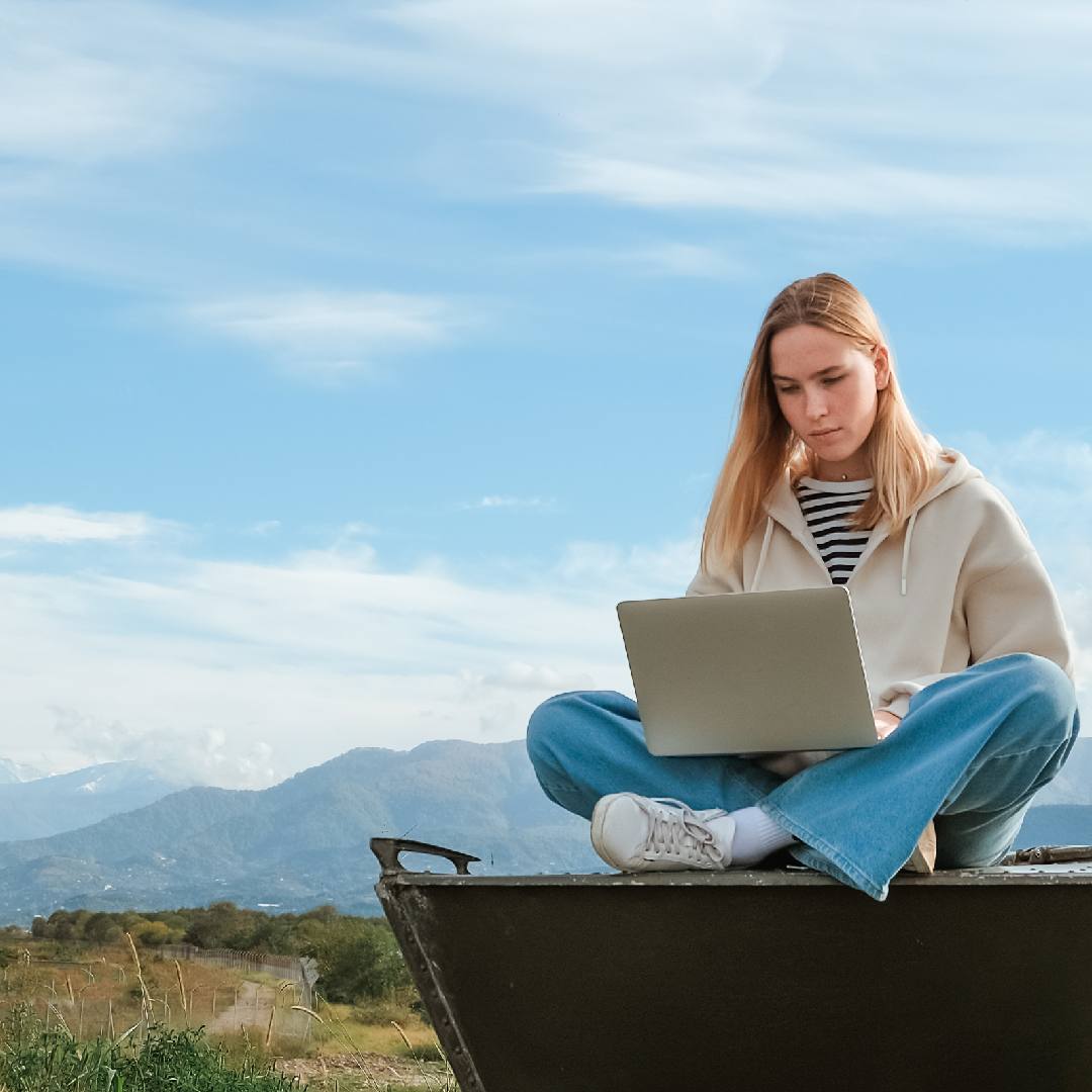 Try this weird icebreaker to kick off your next virtual meeting.

This unconventional approach is guaranteed to shake things up and get everyone engaged in the conversation.

bit.ly/3KBjAjT

#VirtualMeetingFun #UnconventionalApproach
#EngageTheConversation