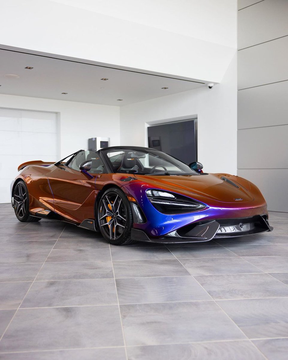 2022 McLaren 765LT finished in MSO Bespoke Cerberus Pearl 🦄 - For