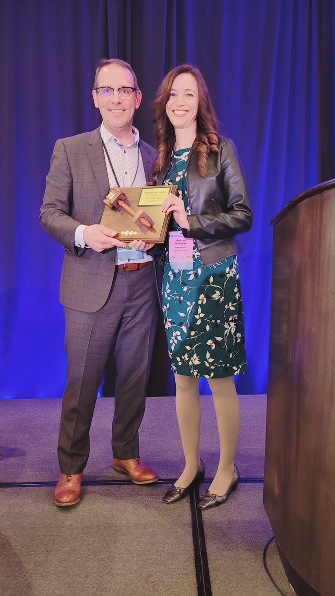 Andrea Holowka tweet media