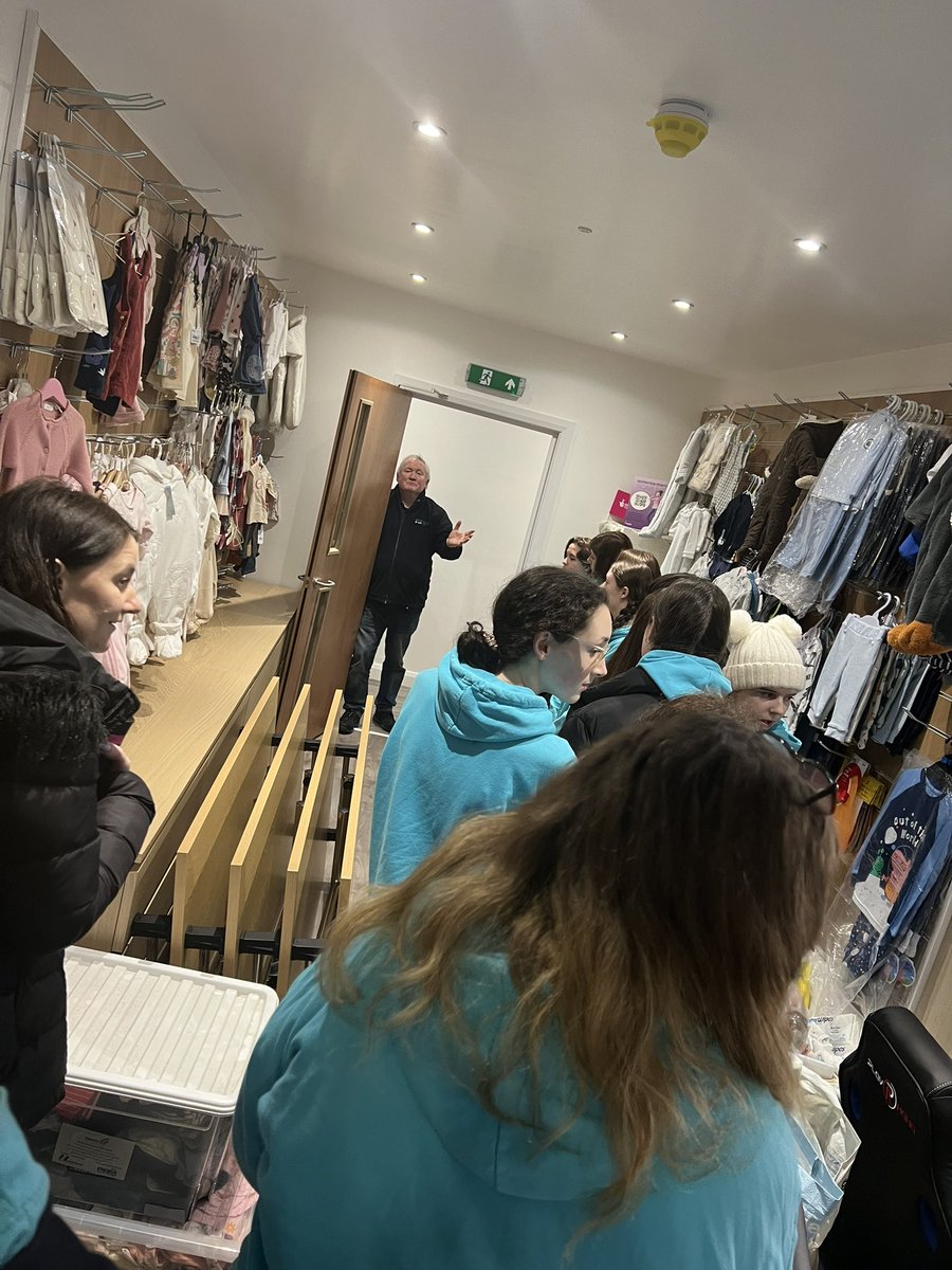 We completed our ‘Fill a Foodbank’ challenge on Friday night with a visit to our local Foodbank which was really insightful and we all learned a lot about our local community! 🛒🛍️🍼🥫 <a href="/ggulster/">Girlguiding Ulster</a>