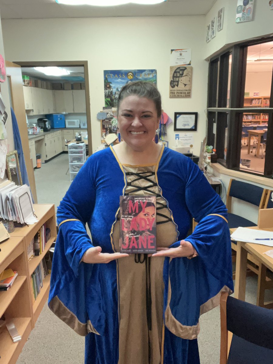 thenextgenlib's tweet image. Happy School Librarian Day and book character dress up day! @CynthiaHand @jodimeadows @ladyjanies Brodi Ashton inspired costume! #Renaissance #bookcharacter #book #librarytwitter #librarian #librarians #schoolLibrarianDay #SchoolLibraryMonth