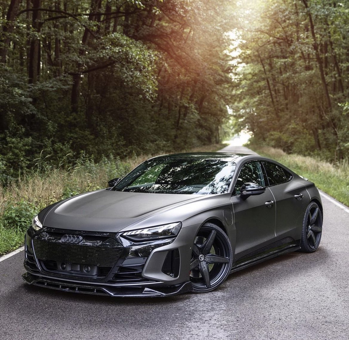 Audi RS e-tron GT ⛅️