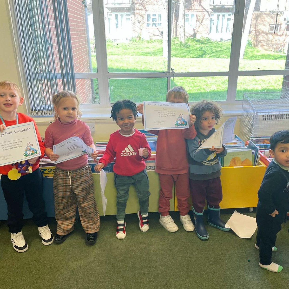 GreenwichLibs's tweet image. It was a fantastic morning at #ColdharbourLibrary today! Lots of #EasterHoliday fun with an Easter Egg craft 🎨 and an eggs-cellent Easter Egg hunt! ✨ There are so many fun activities happening, make sure to visit and join in! 📚 #LoveYourLibrary