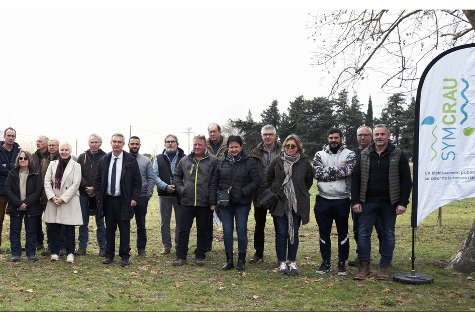 SauvonsLeau's tweet image. Nappe de la Crau (13) : la culture fourragère au service de la #biodiversité. Le territoire est engagé dans un dispositif de Paiements pour services environnementaux pour la période 2020-2025 #PSE
▶️sauvonsleau.fr/jcms/e_28507/n…