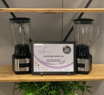 foodawardsHQ's tweet photo. Fancy having one of these to display?
Get involved in our 15th Weetabix Northamptonshire Food & Drink Awards.
Entry forms for this year's awards live on https://t.co/nxuLnDm8C2
#getrecognised #localandproud #northamptonshire #madeinnorthants https://t.co/rG6blfxxXv