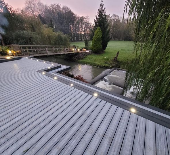 _arbordeck's tweet image. Huge congratulations to @HeritageDecking for becoming a TrexPro Platinum! Take a look at some of their great installs.