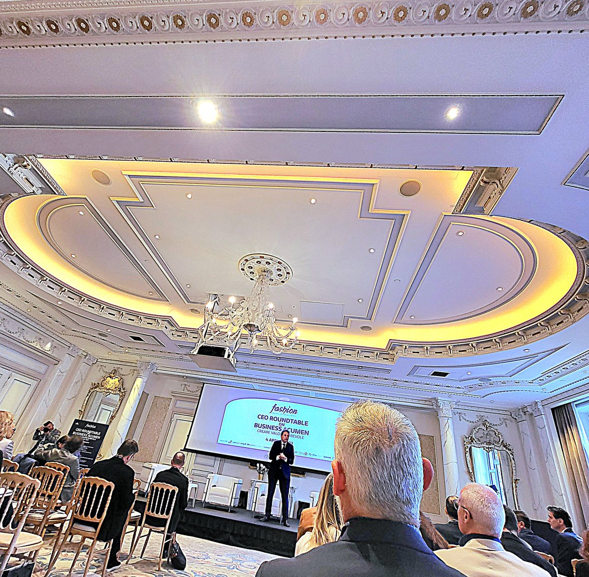 #Welcome <a href="/MarcSondermann2/">Marc Sondermann</a> 
Direttore Responsabile <a href="/FashionMgazine/">FashionMagazine</a> 
a 13* edizione #ceoroundtable
#4aprile2023 <a href="/PalazzoParigi/">Palazzo Parigi Milan</a> 
#CreareValoreDurevole
Fattori #successo #Italianstyle 🇮🇹
#creativity #experience 
#CultivatingMarketFervor 
<a href="/VivMilano/">Viv Milano</a> <a href="/AvvCanu/">Vincenzo Canu</a> <a href="/BergamoeC/">BergamoeBresciaCapitaleItalianadellaCultura2023</a> <a href="/franco_sala/">Franco Sala</a>