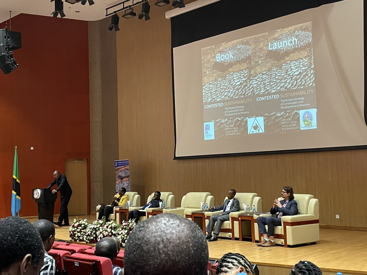 BrandAid_World's tweet photo. Director in the Tanzania Ministry of Education says TAK to @DFC_Fellowship @CBDScbs for collaborative research-book 🚀 @nepsus_research @Christi36159665 @AfricaBusPol @JohnRuthw @PillySilvano @FNamkesa @danbrockington @UdsmOfficial https://t.co/MFcHWETEGA