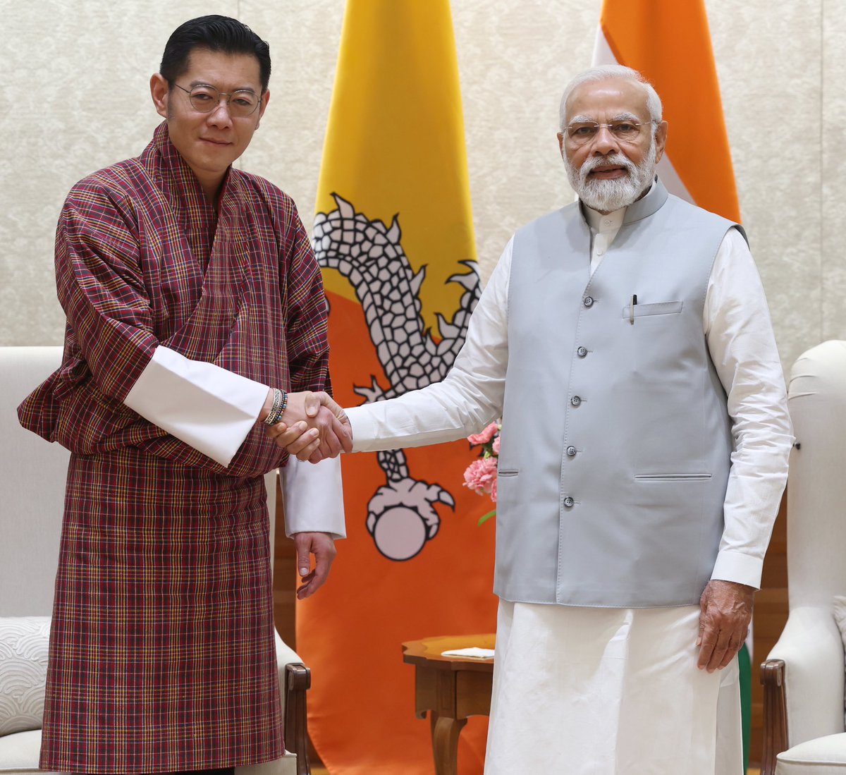 narendramodi's tweet photo. Pleased to receive His Majesty the King of Bhutan, Jigme Khesar Namgyel Wangchuck. We had a warm and productive meeting. Deeply value our close friendship and the vision of successive Druk Gyalpos in guiding India-Bhutan relations to new heights. https://t.co/DD33W2LvjO