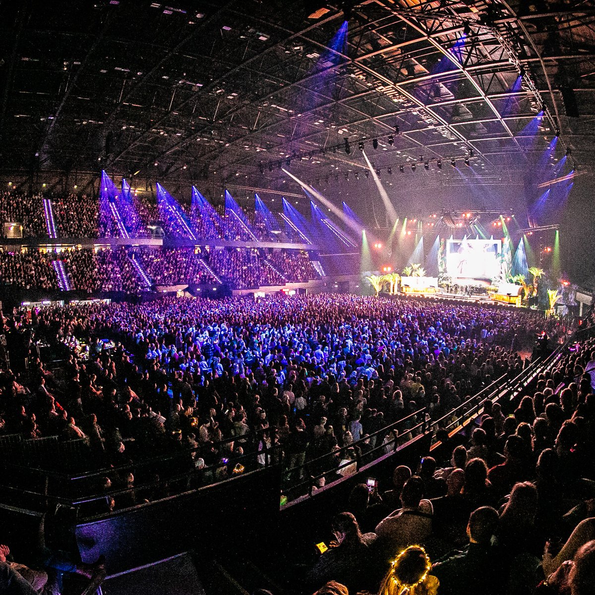 BAASboekingen's tweet photo. Afgelopen zaterdag was de tweede editie van Beste Zangers Live. Wij mochten de programmering hiervoor verzorgen met Blanks, Ferdi Bolland, @jaapreesema @jvdboom @KarsuDonmez Nielson, @RoxeanneHazes Sarita Lorena, @Taniakross  @Thomasbergetwit en Tim Akkerman.

Foto's: Nikki Born https://t.co/EGE9HfK8Ye